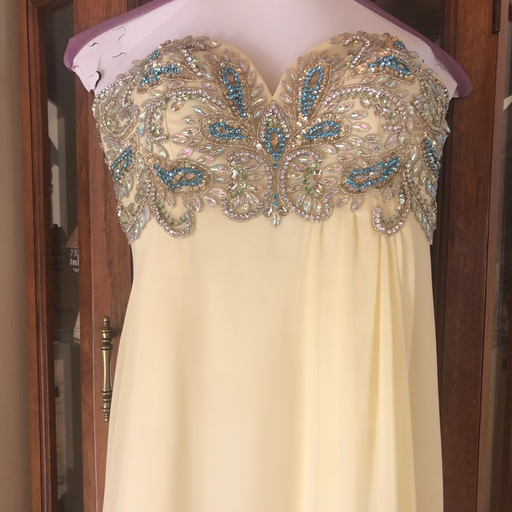 Beautiful strapless beaded prom dress